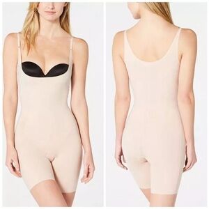 Spanx Thinstincts Open Bust Bodysuit Nude Small EUC